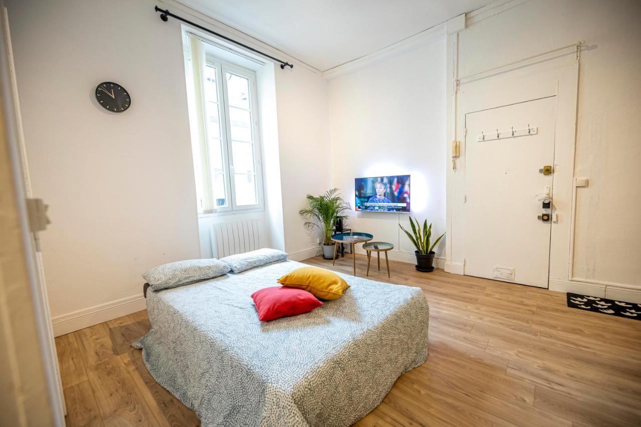 Coeur De Ville, Magnifique Appartement + Parking Pau Eksteriør billede